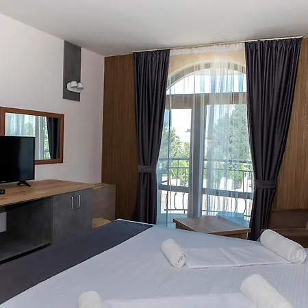 Toro Negro 3* 골든샌드