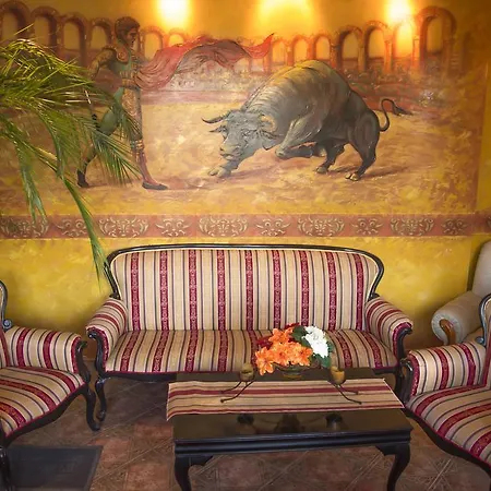 торо негро Хотел Златни пясъци